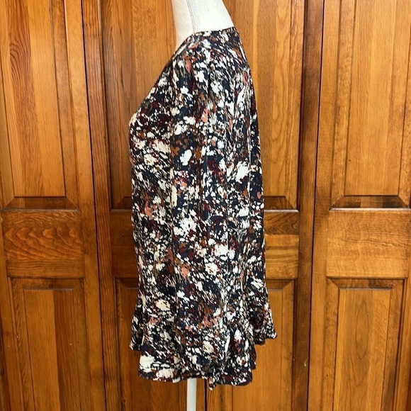 Tribal Shiela’s Home 50th Anniversary W/Frill Dk Ocean Graphic Blouse NWT M - Picture 2 of 12